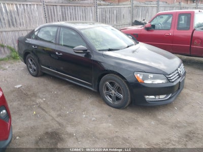 VOLKSWAGEN PASSAT 2012