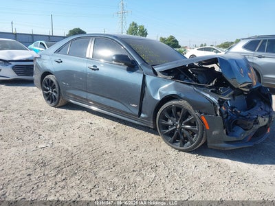 CADILLAC CT4 2025