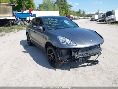 PORSCHE MACAN 2016