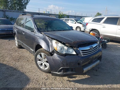 SUBARU OUTBACK 2011