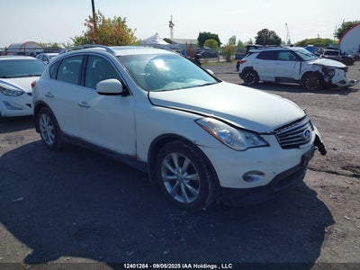 INFINITI JOURNEY 2011