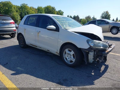 VOLKSWAGEN GOLF 2010