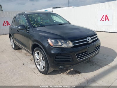VOLKSWAGEN TOUAREG 2013