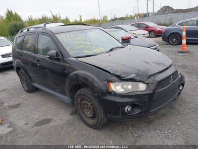 MITSUBISHI OUTLANDER 2011