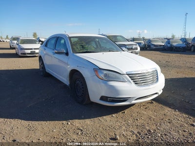 CHRYSLER 200 2011