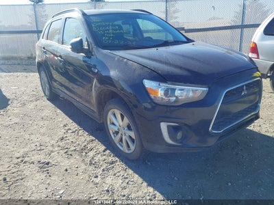MITSUBISHI RVR 2015