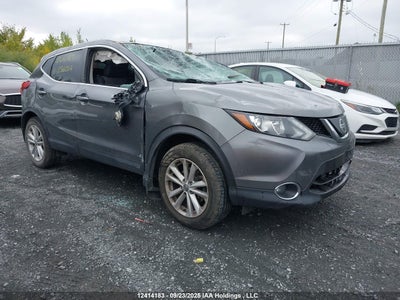 NISSAN QASHQAI 2019