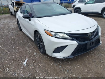 TOYOTA CAMRY 2019
