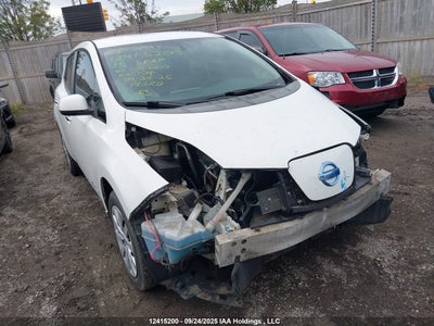 NISSAN LEAF 2015