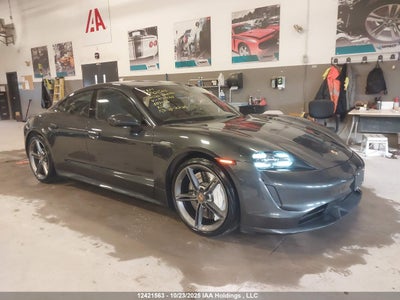 PORSCHE TAYCAN 2020