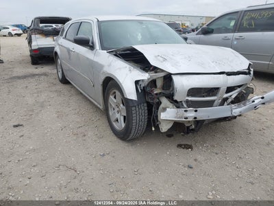 DODGE MAGNUM 2005