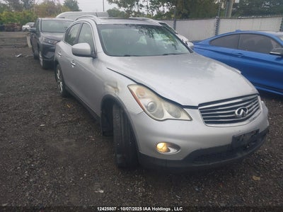 INFINITI JOURNEY 2012