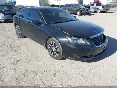 CHRYSLER 200 2012