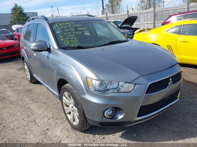 MITSUBISHI OUTLANDER 2013