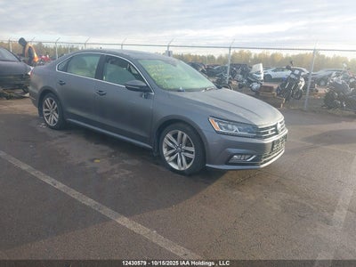 VOLKSWAGEN PASSAT 2017