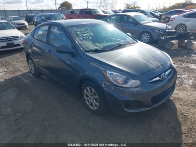HYUNDAI ACCENT 2013