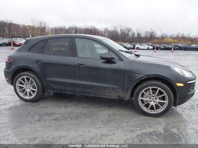 PORSCHE MACAN 2018