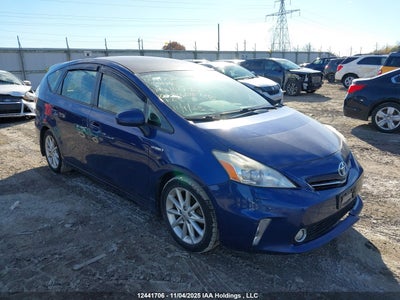 TOYOTA PRIUS V 2013