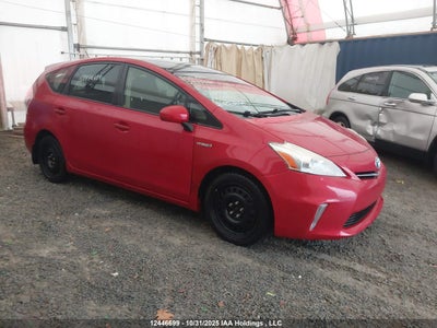 TOYOTA PRIUS V 2012