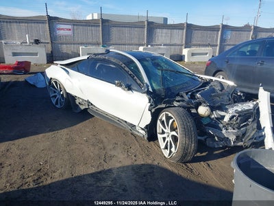 BMW I8 2016