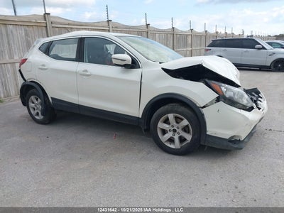NISSAN QASHQAI 2019