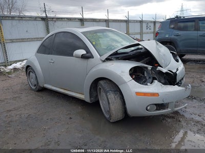 VOLKSWAGEN NEW BEETLE 2009