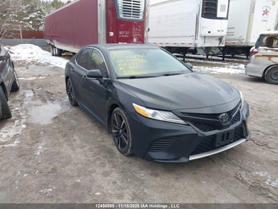 TOYOTA CAMRY 2020