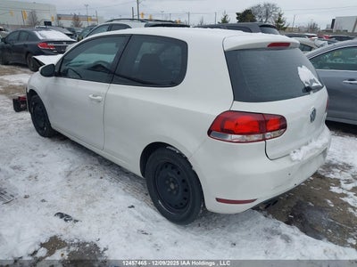 VOLKSWAGEN GOLF 2012