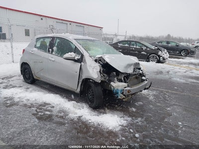 TOYOTA YARIS 2015