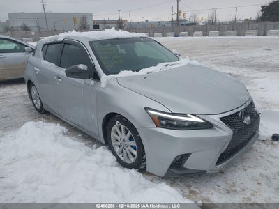 LEXUS 200 2013