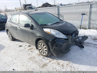 NISSAN LEAF 2015