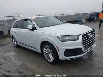 AUDI Q7 2017