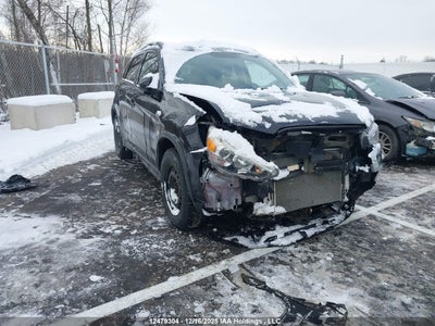 MITSUBISHI RVR 2016