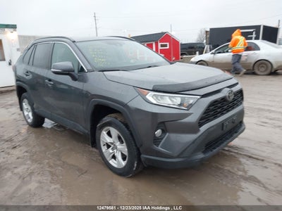 TOYOTA RAV4 2021