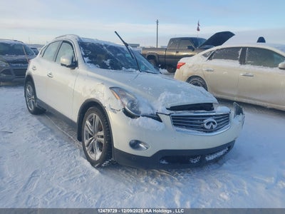 INFINITI JOURNEY 2012