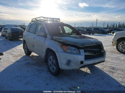 TOYOTA RAV4 2011