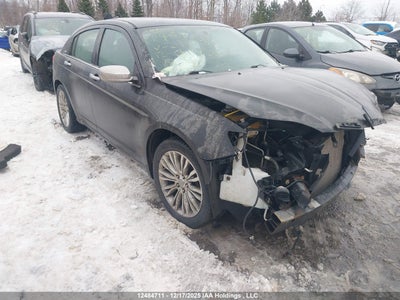 CHRYSLER 200 2012