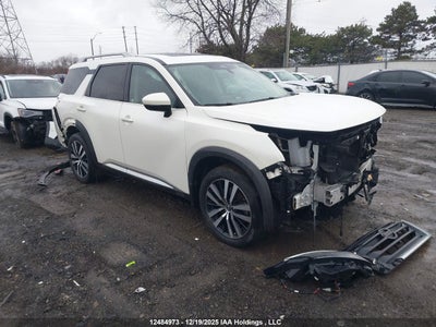 NISSAN PATHFINDER 2023