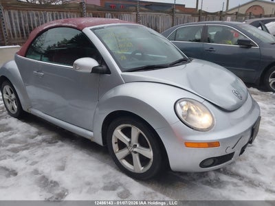 VOLKSWAGEN NEW BEETLE 2009