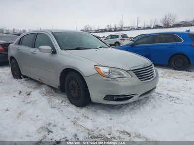CHRYSLER 200 2011