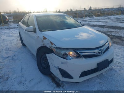 TOYOTA CAMRY 2014