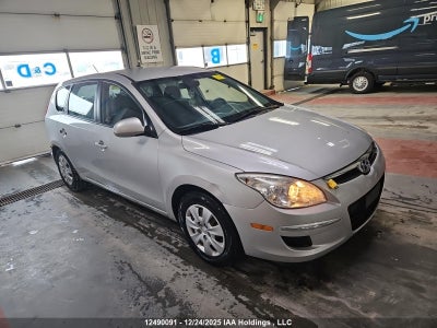 HYUNDAI ELANTRA TOURING 2012