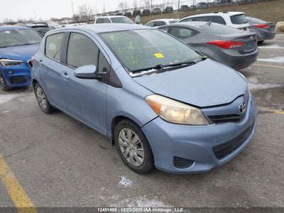 TOYOTA YARIS 2013
