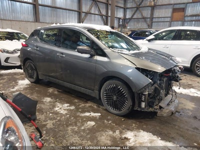 NISSAN LEAF 2023