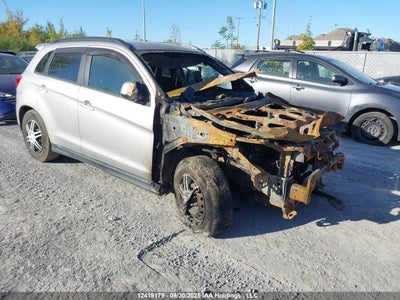 MITSUBISHI RVR 2015