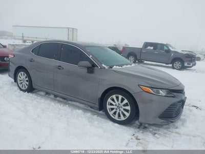 TOYOTA CAMRY 2019
