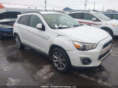 MITSUBISHI RVR 2013