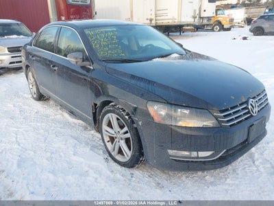 VOLKSWAGEN PASSAT 2012