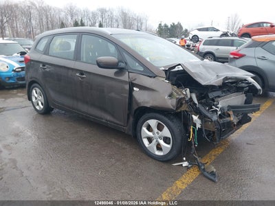 KIA RONDO 2016