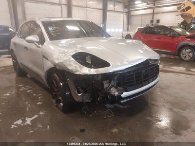 PORSCHE MACAN 2018